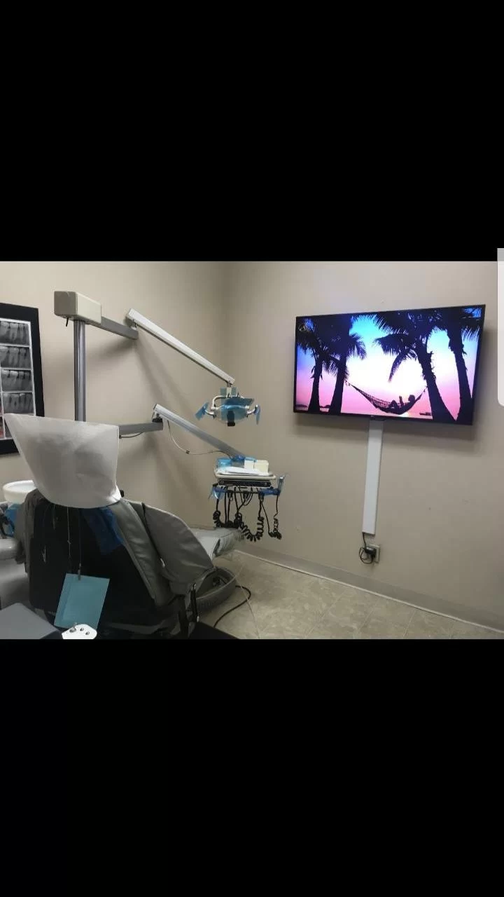 North Hills Dental Center 7