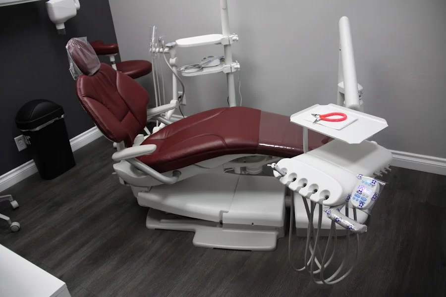 Kuwaye Dental 1