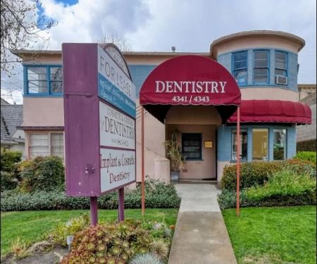 Dr. Sam Lavi Cosmetic and Implant Dentistry