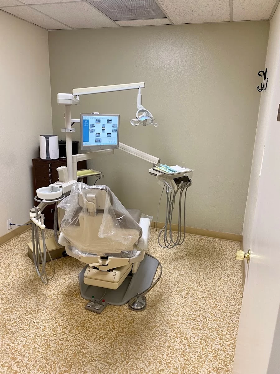 Hermineh Tahmassian DMD Cosmetic and General Dentist 10