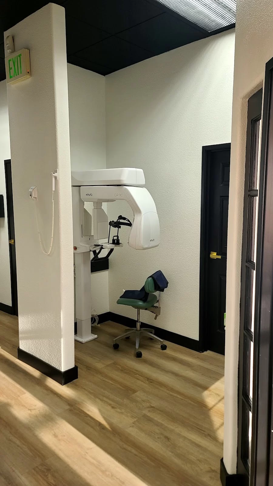 Vicken Marganian, DDS 10