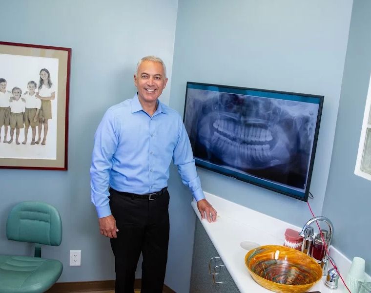 Fernandes Orthodontics | Tony Fernandes DDS | Modern Orthodontist in Los Angeles