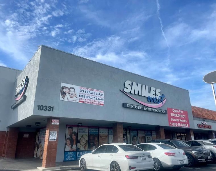 Smiles West - Mission Hills