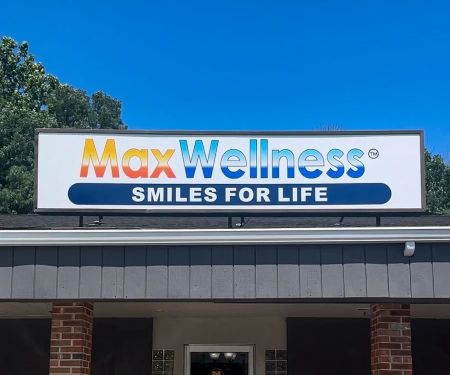 MaxWellness MD Health: Smiles For Life