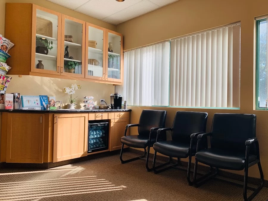 June Rhee, DDS Picture 3