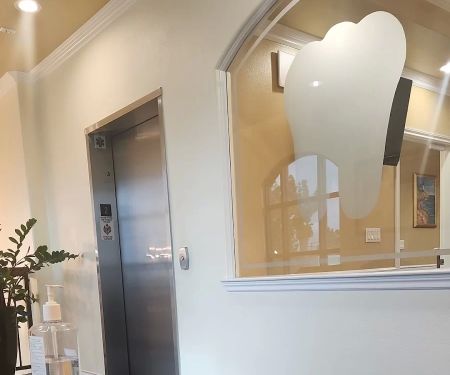 Dr. Huang Dental