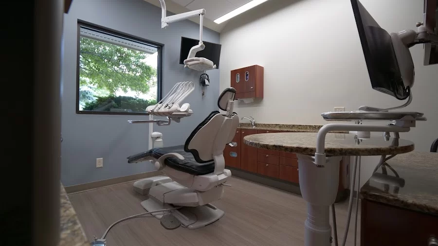 First Choice Dental- Madison West 1