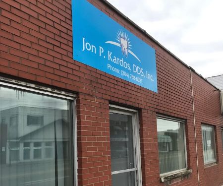 Dr. Jon Kardos