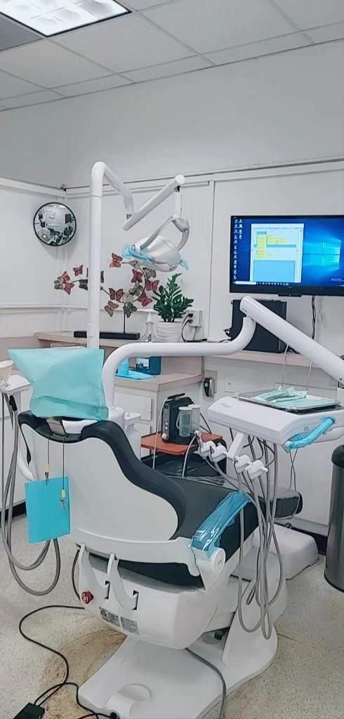 Pacific Dental and Implants 4