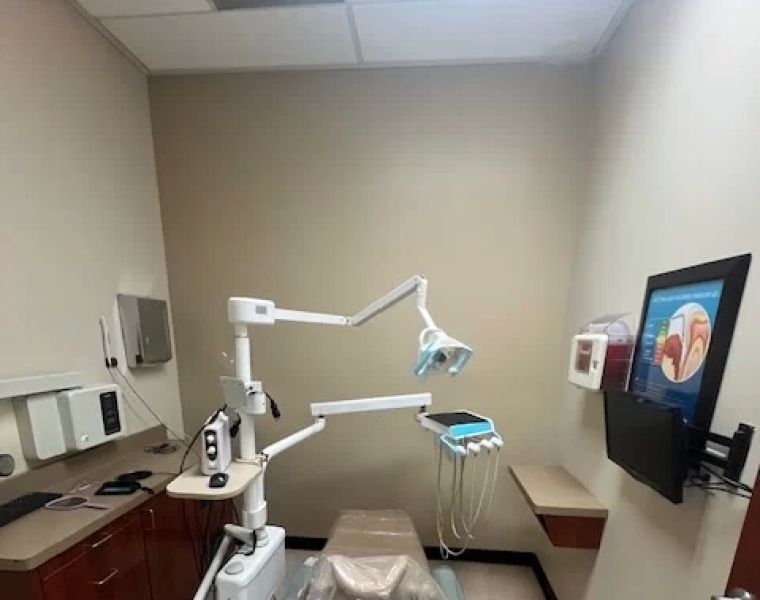 West Coast Dental of Lynwood