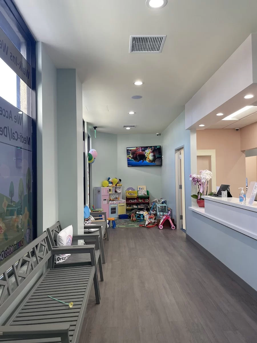 Dream Kids Dental 8