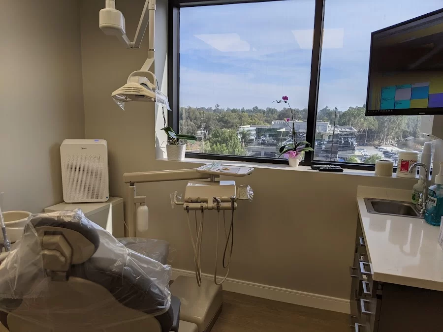 Encino Dental Health and Cosmetics 3