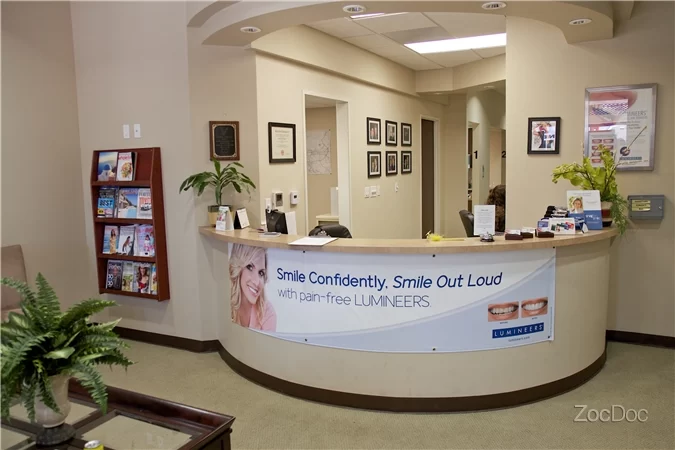 Comfort Dental Center - Reseda 7