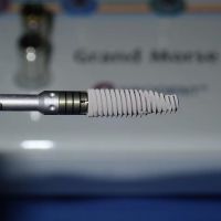 Sam I. Naim, DDS - Periodontics & Dental Implant Center in Encino ico