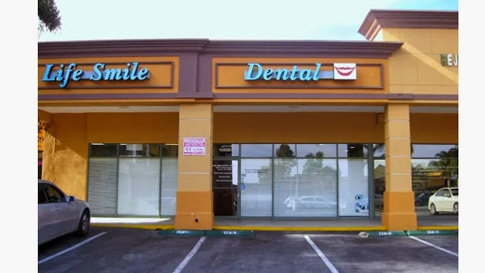 Life Smile Dental Center 1