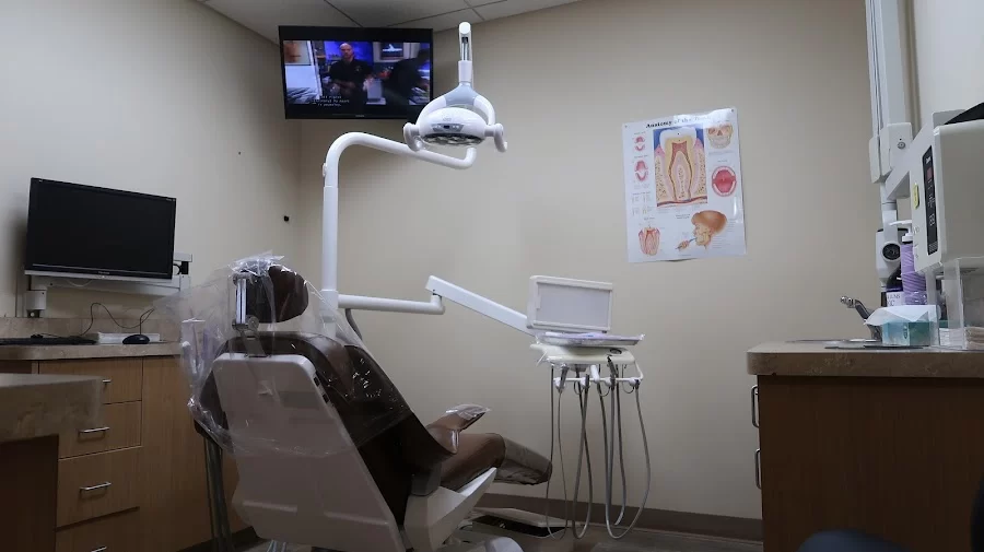 Woodland Hills Dental Care 3