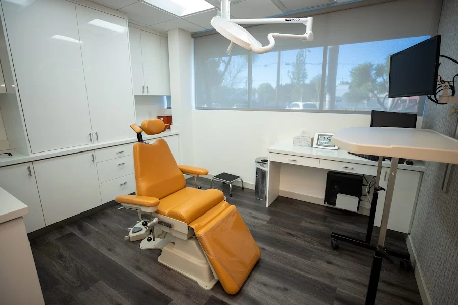 Synergy Dental Implant & Oral Surgery Center 7