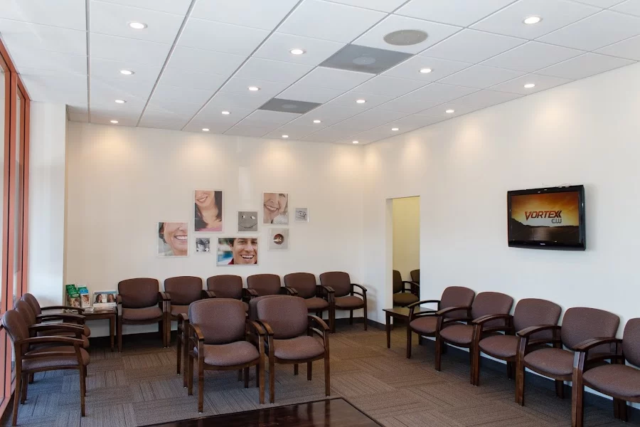 Northridge Dental Office and Orthodontics 4