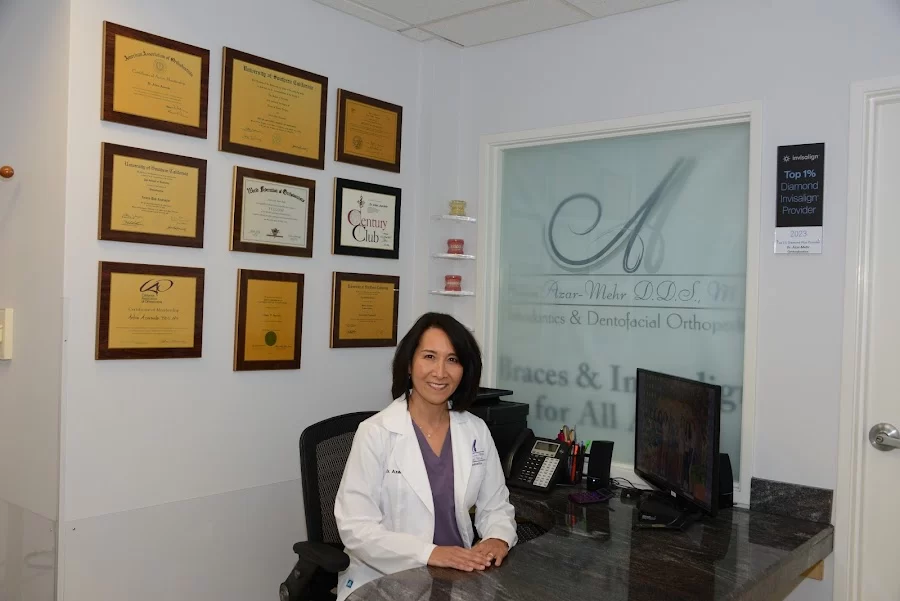 Dr. Arleen Azar-Mehr 3