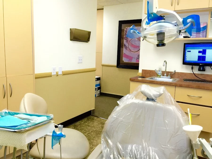 Mid-Wilshire Dental Care 6