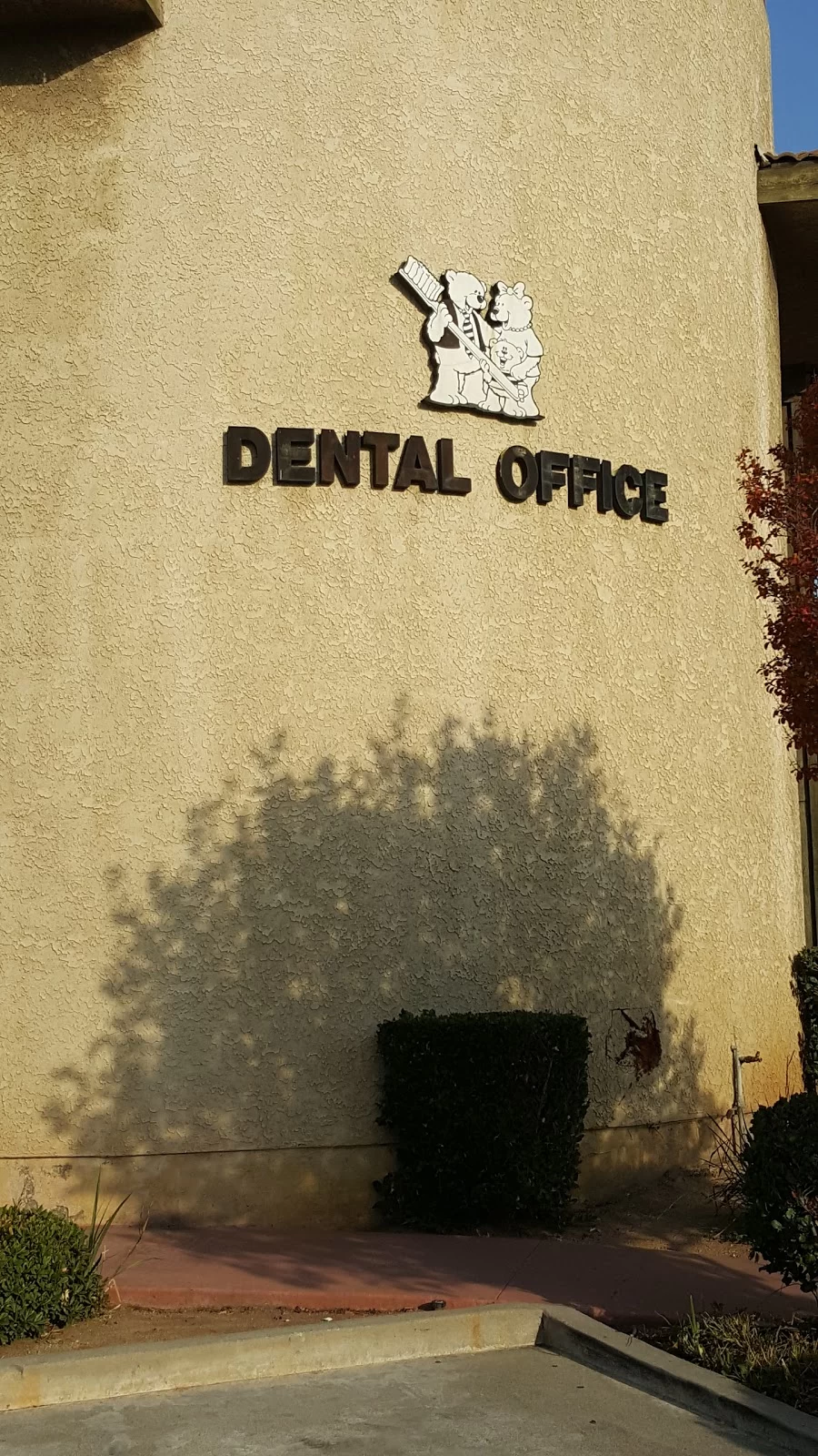 Lal Thanga DDS - General Dentist, Family Dentistry in Duarte, 91010 8