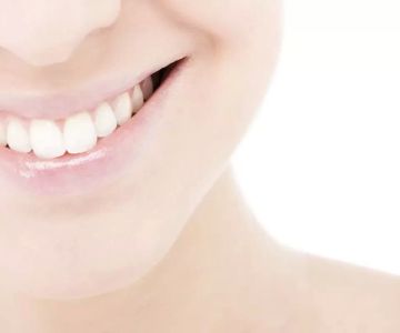 Preventing Gum Recession Naturally: Effective Tips for Healthy Gums