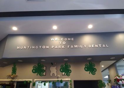 Dr. Mehrdad Khoshrozeh, DDS