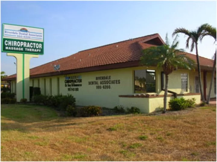 Riverdale Dental Associates Picture 5