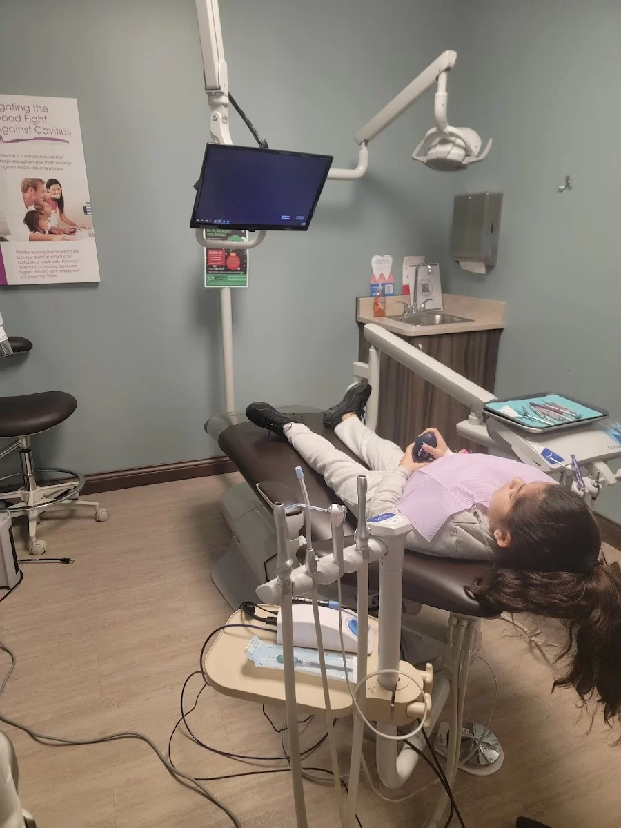 Six Mile Cypress Dental Care Picture 7