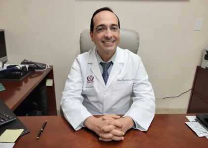 Lake Balboa Dental Group, Dr. Sam Baradaran, DDS