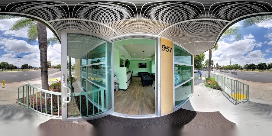 Gold Coast Dental - La Habra 951 9