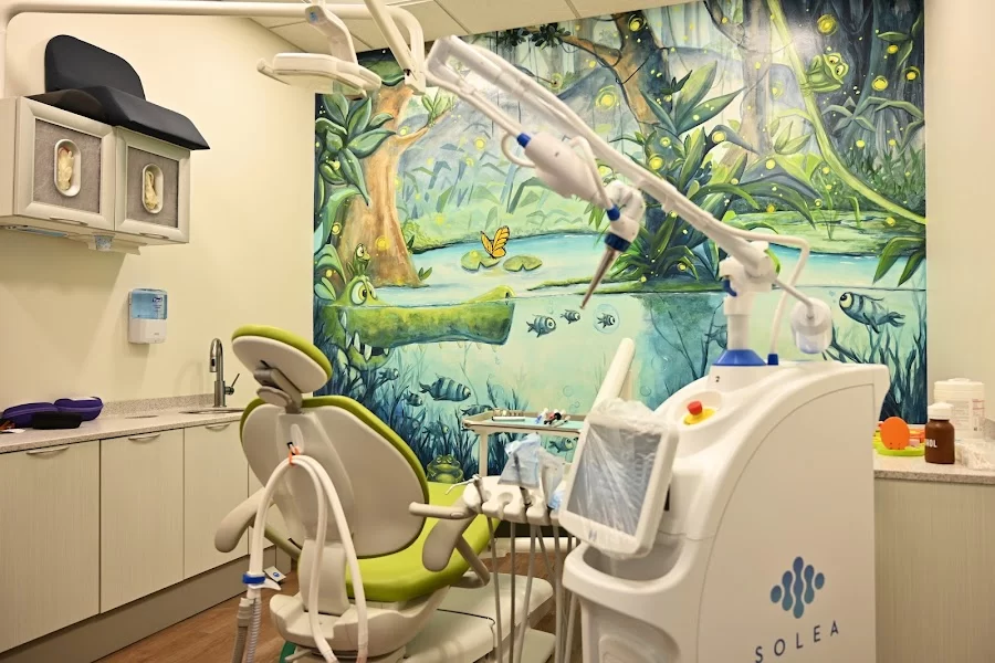 Alligator Pediatric Dentistry 4