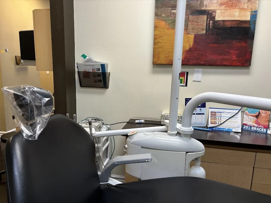 Affordable Dental at Eastern & Windmill 1