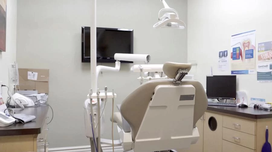 Affordable Dental at Eastern & Windmill 5