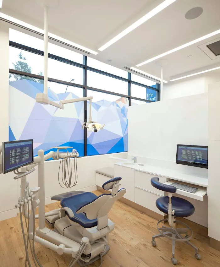 Life Dental 1