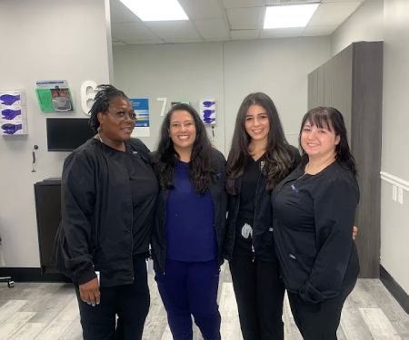 Great Expressions Dental Centers - Southfield-Lahser