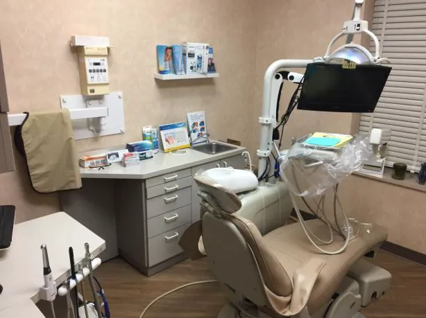 Merit Dental - Strongsville Picture 1