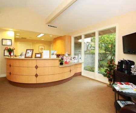Bellevue Park Dental Family Cosmetic Veneers Implants Invisalign Emergency