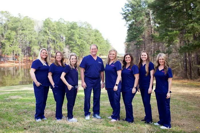 Evans Family Dental Associates: Weaver A Todd DMD Picture 9