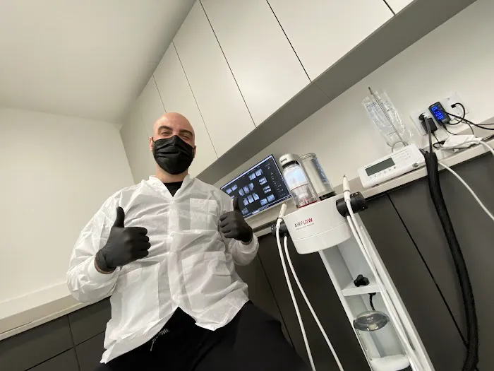 Smile32 Dental Studio Picture 7