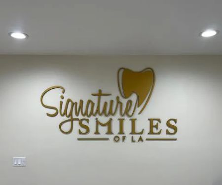 Signature Smiles of Encino
