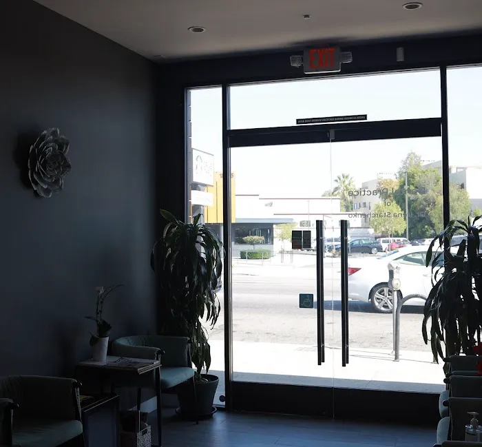 Dental Line | Dentist Encino | Dr. Irena Starchenko, DDS Picture 4