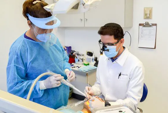 Advanced Dental Care of Beverly Hills: David Hakim, DDS 5