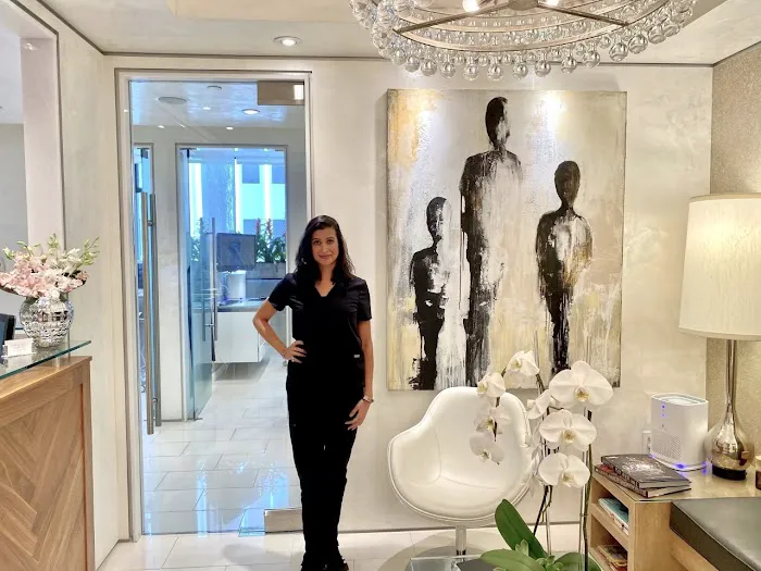 Beverly Hills Dental Arts | Dr Anjali A Rajpal | Dentist Picture 5