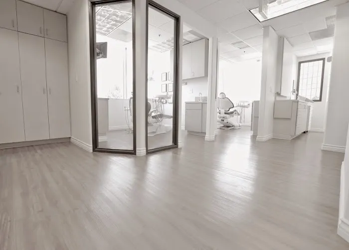 Brentwood Dental Center Picture 1