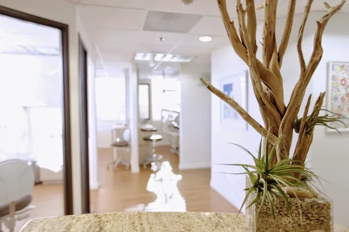 Brentwood Dental Center Picture 5