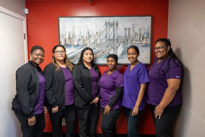 7 Days Family Dental - High School Road Picture 1