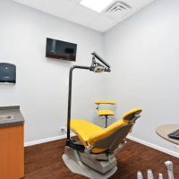 Dental Town & Braces ico