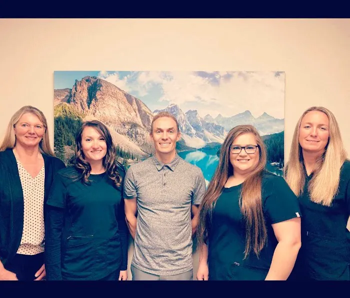 Family Dentistry of Montrose Picture 1