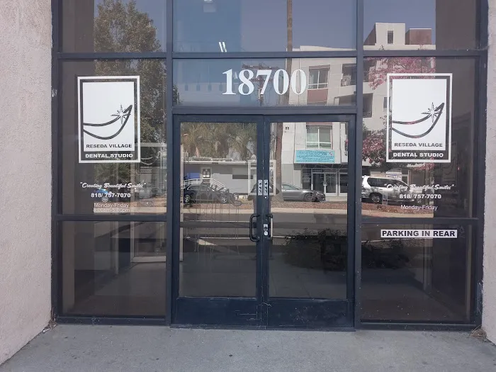 Reseda Village Dental Studio Picture 2